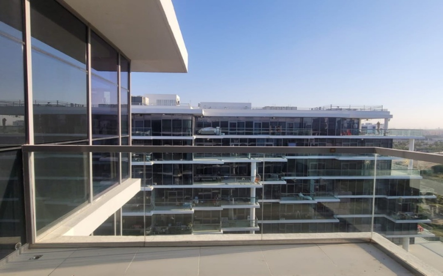 Apartment for Rent located at Golf Horizon Tower A